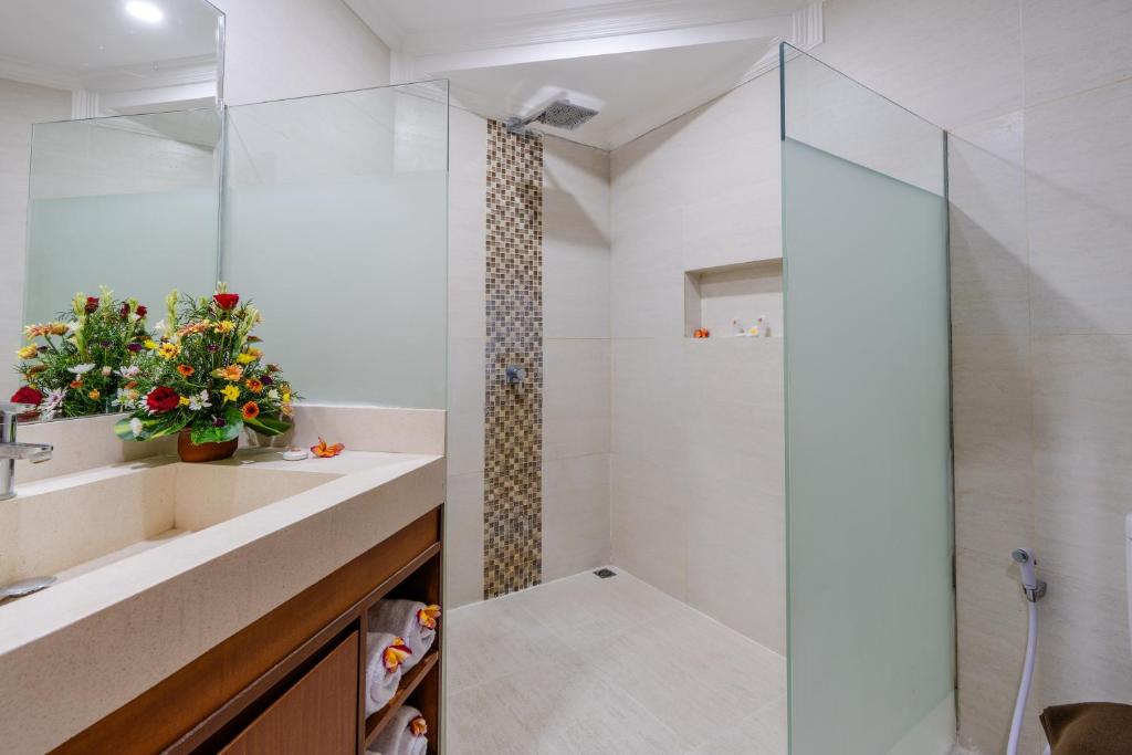 Koupelna v ubytování Dewi Sri Hotel