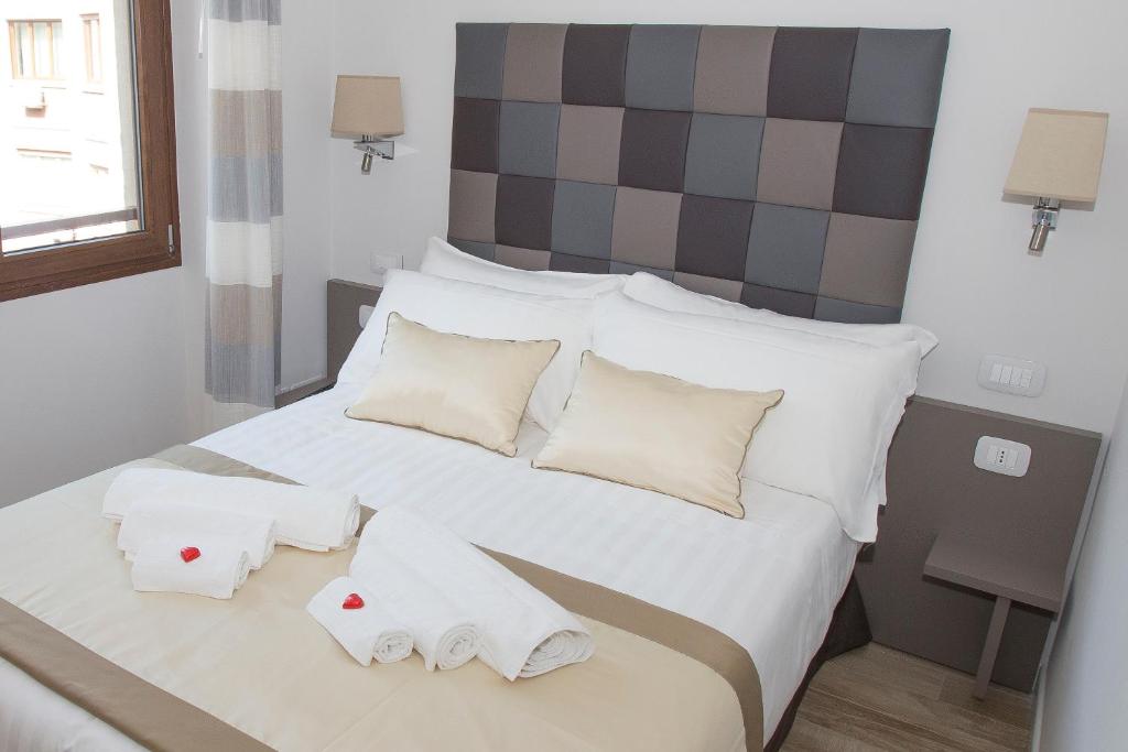 Leonardo Da Vinci Guest House - 2