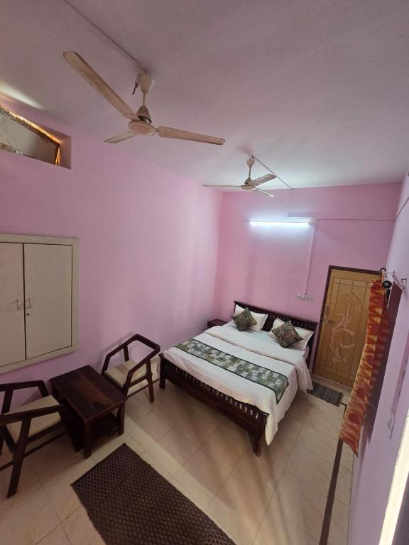 Voodi või voodid majutusasutuse Hotel Golden Night Jaisalmer toas