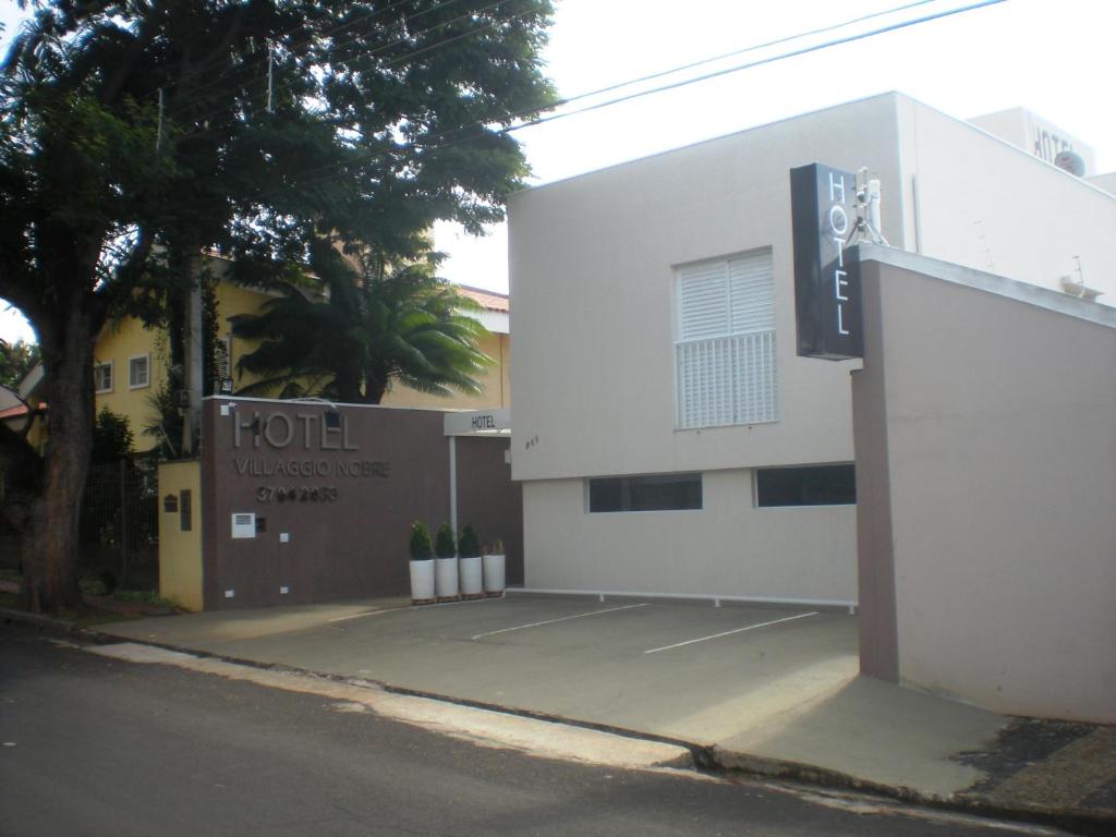  Hotel Villaggio Nobre