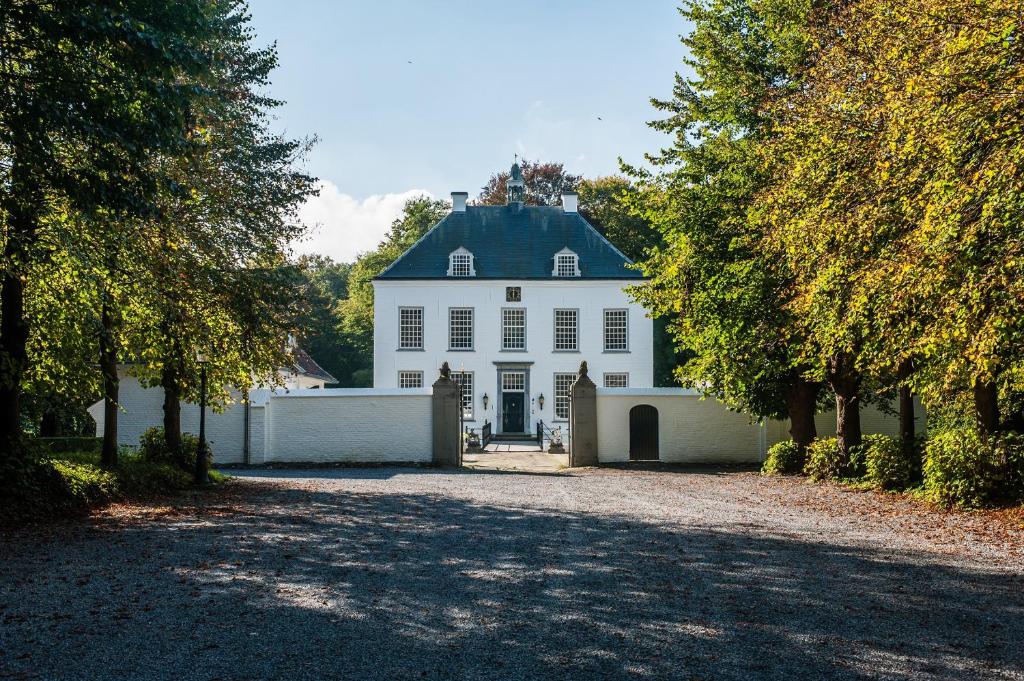 Het Witte Kasteel - Huis Met één Slaapkamer