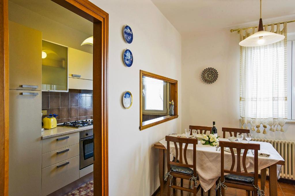 Kuchyň nebo kuchyňský kout v ubytování Residenz Roccolo