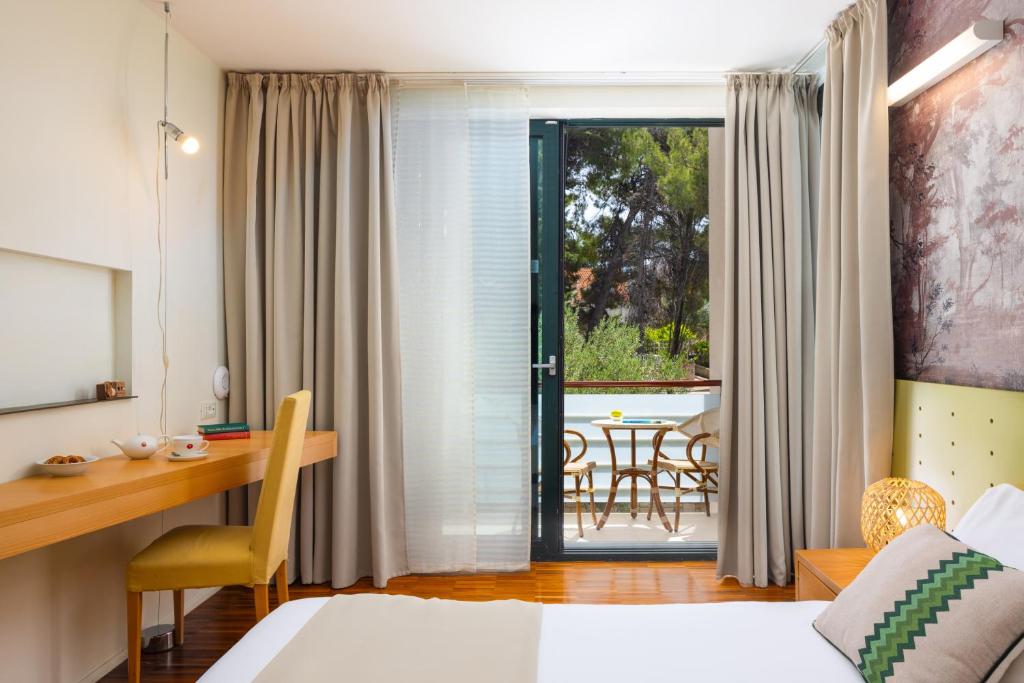 Aminess Vival Velaris Resort - Superior Double Room With Balcony And Park View