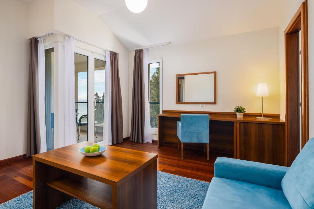 Aminess Vival Velaris Resort - Premium Suite With Balcony