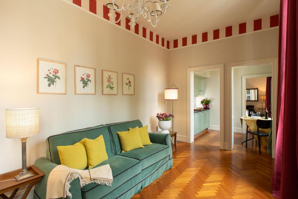 Serristori Palace Residence - Resim 16