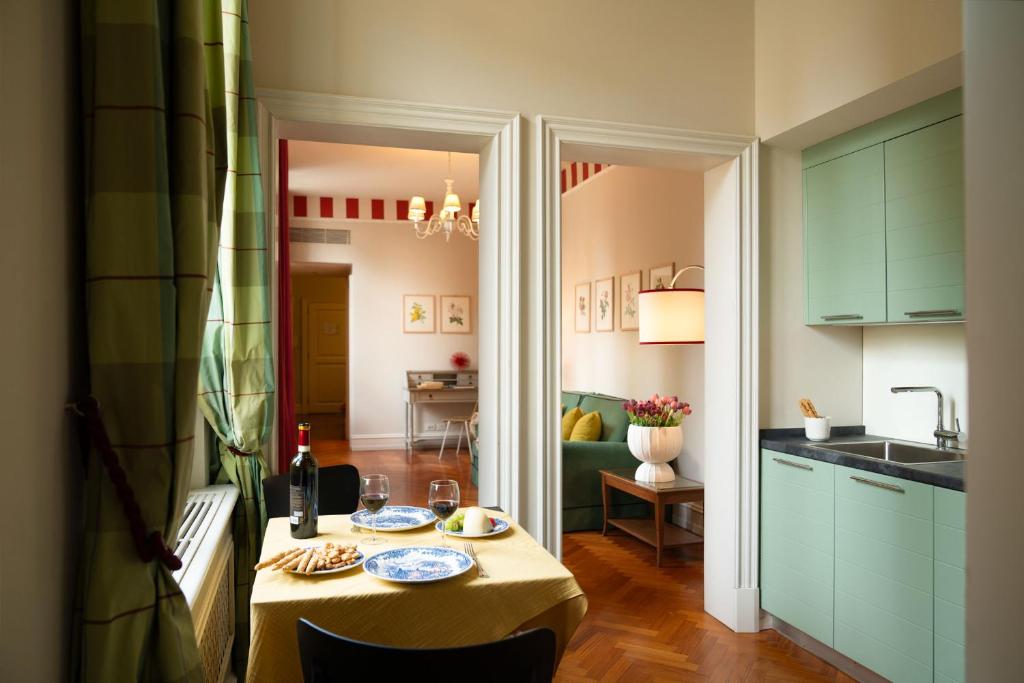 Serristori Palace Residence - Resim 19