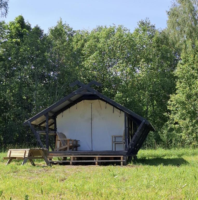 Zahrada ubytování Glempings Mācītājmuiža