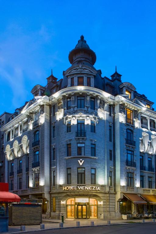 Budova, kde se hotel nachází
