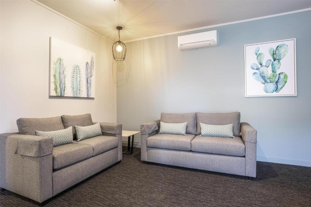 Nightcap at Excelsior Hotel - Resim 15