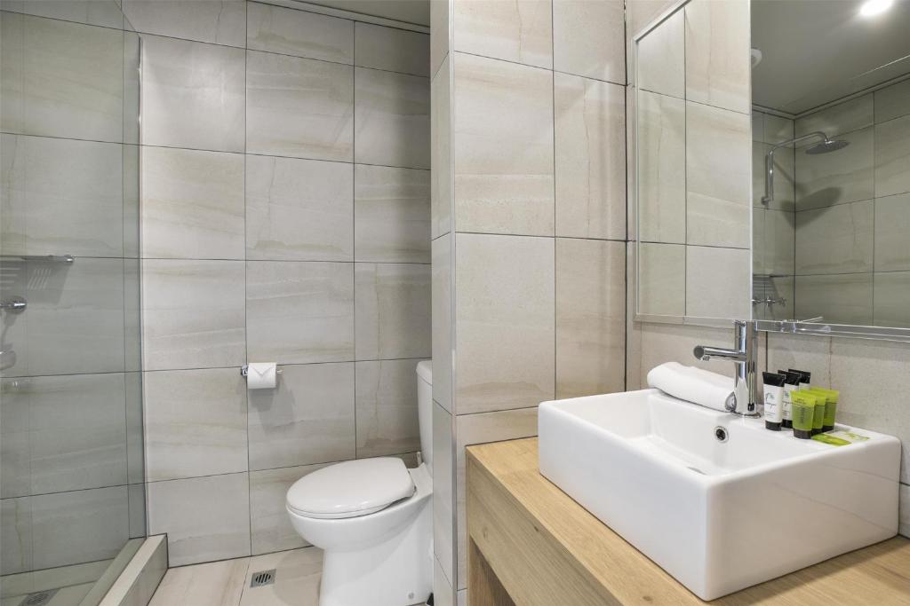 Nightcap at Excelsior Hotel - Resim 20