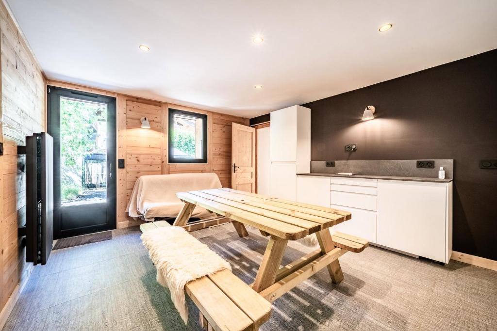 Les Prodains RDC Appartement 4 à 6 personnes à 100m de l'office de tourisme