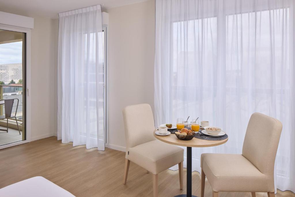 Zenitude Hôtel Résidences Bordeaux St Jean - Resim 17