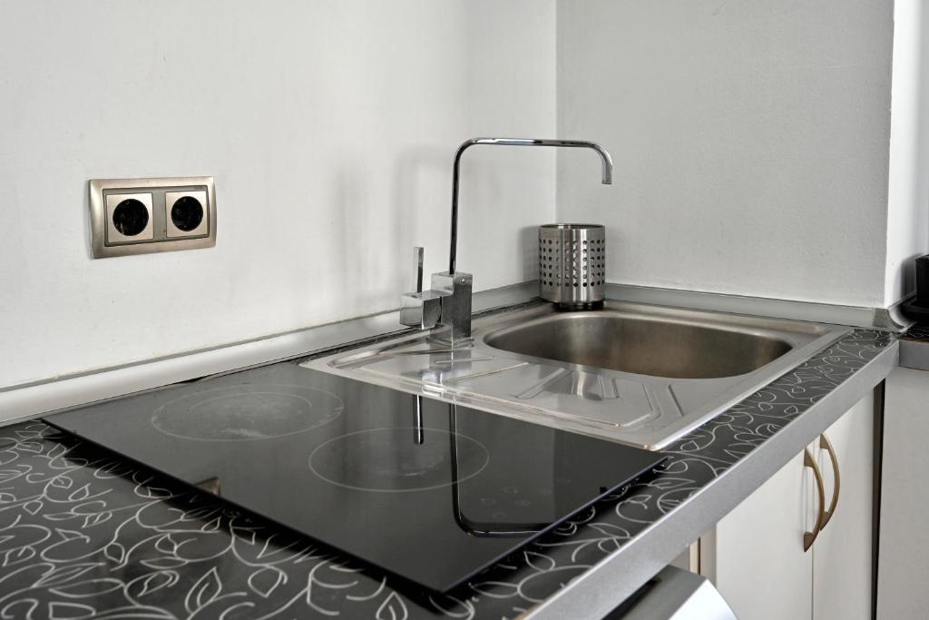 La Casa de la Alameda - 12