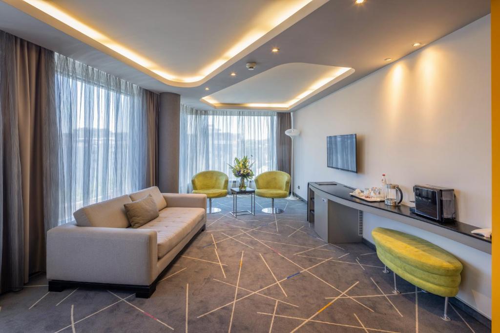 Posezení v ubytování Nobel Zira Hotel