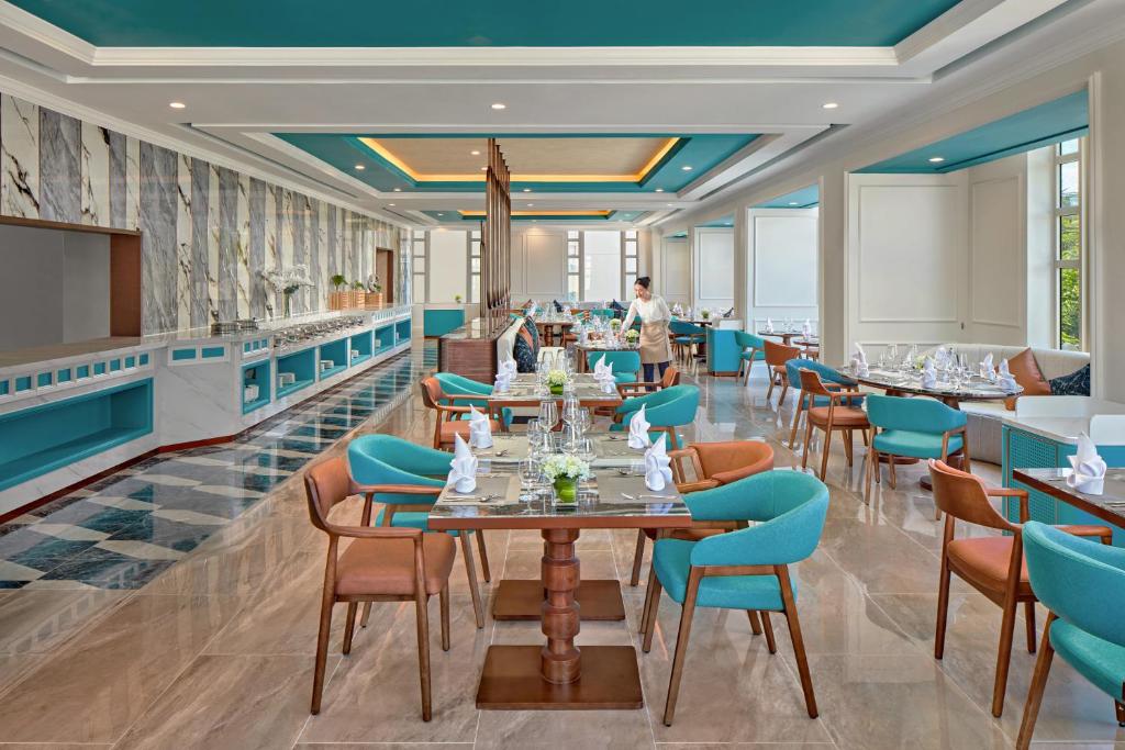 Restaurace v ubytování Mercure Nha Trang Beach