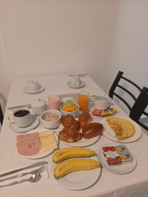 Jídlo v hotelu nebo okolí