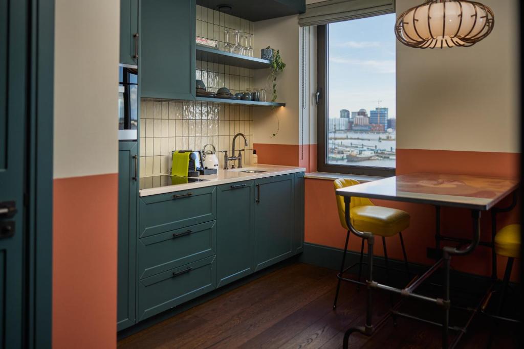 The July - Boat & Co - Resim 9