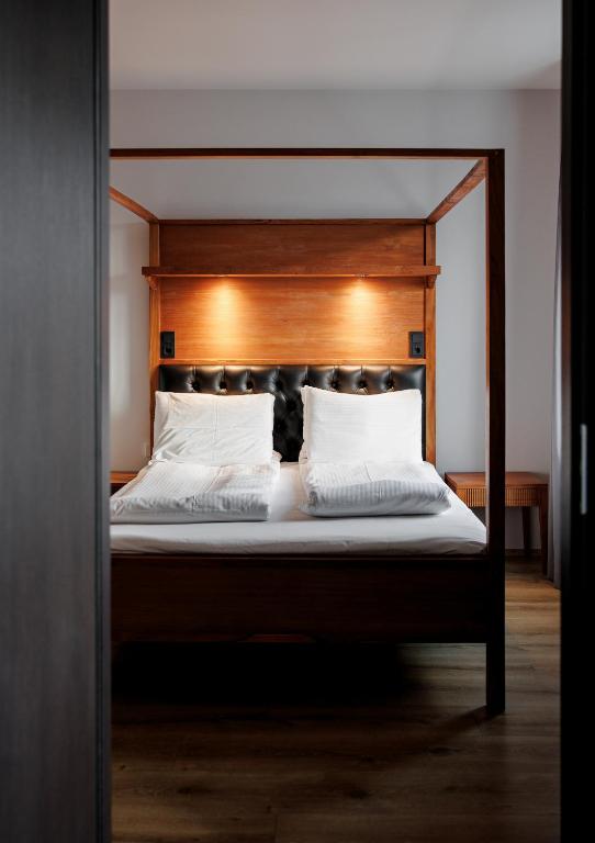 
Glass House View Double Room
