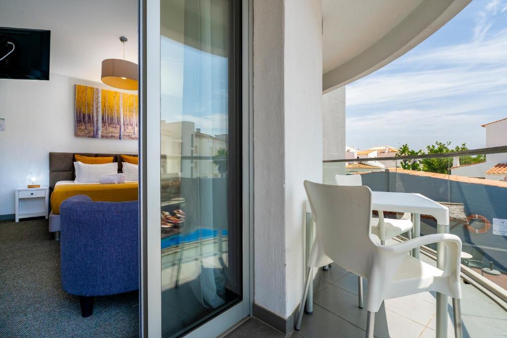 KR Hotels - Albufeira Lounge - Resim 11