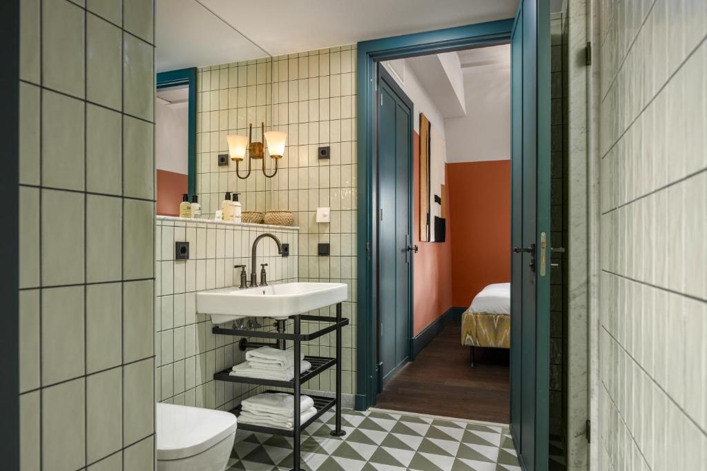 The July - Boat & Co - Resim 3