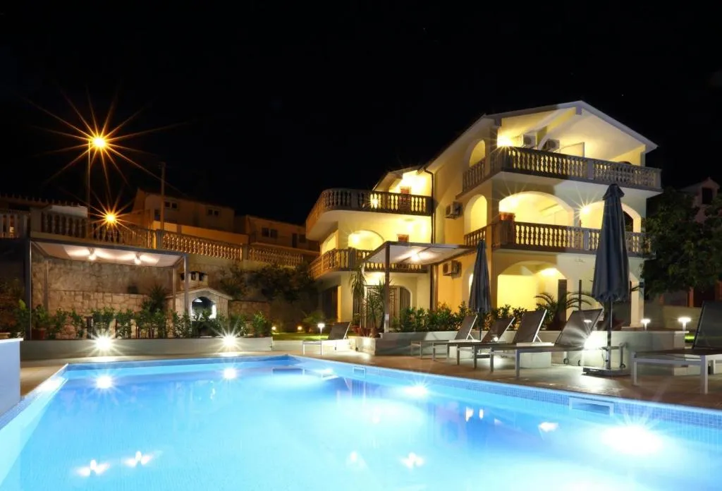 Apartments Bago, Trogir, Croaţia
