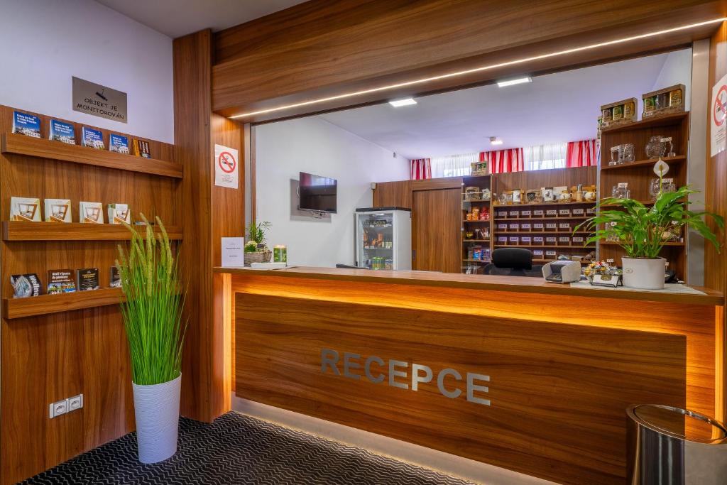 Certifikát, hodnocení, plakát nebo jiný dokument vystavený v ubytování Hotel u Ledu