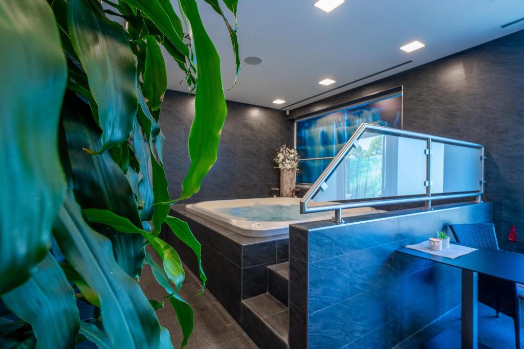 Fotografie z fotogalerie ubytování Hotel u Ledu ve Velkých Popovicích