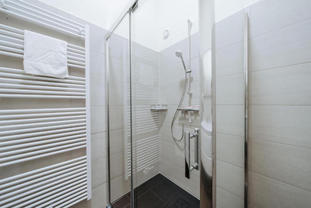 A bathroom at Clofers Active Apartments Sonnleitn
