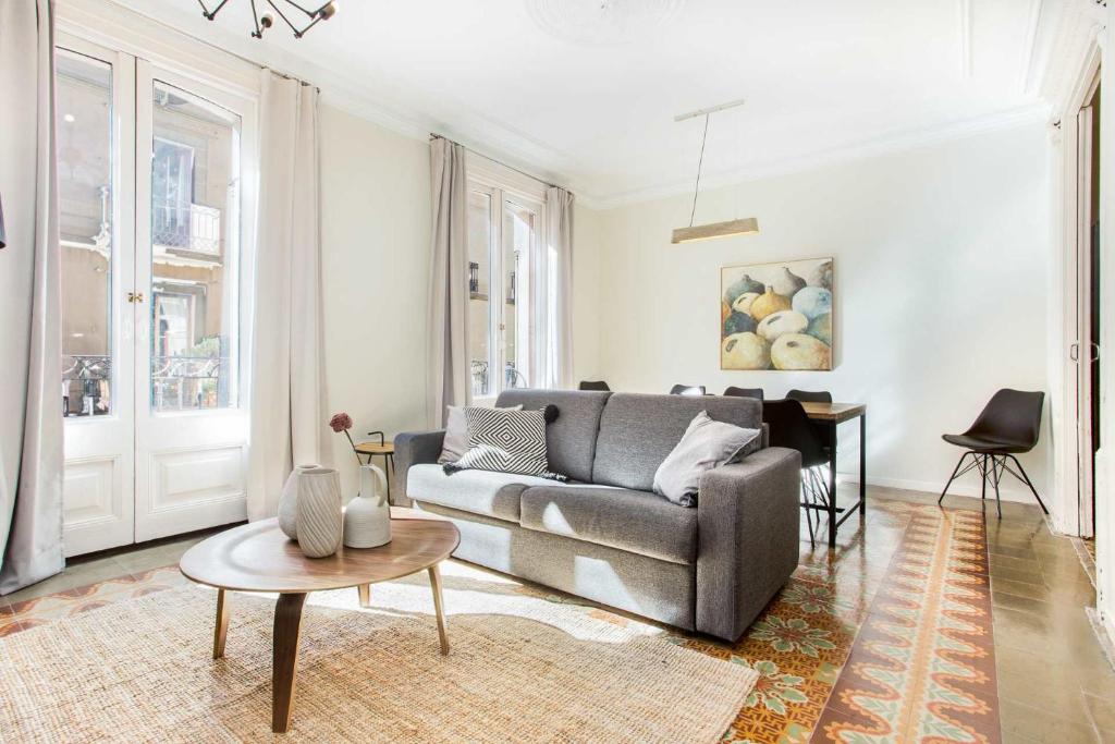 The Collection Barcelona - Next to the beach - Las Ramblas 4 bedroom with balcony