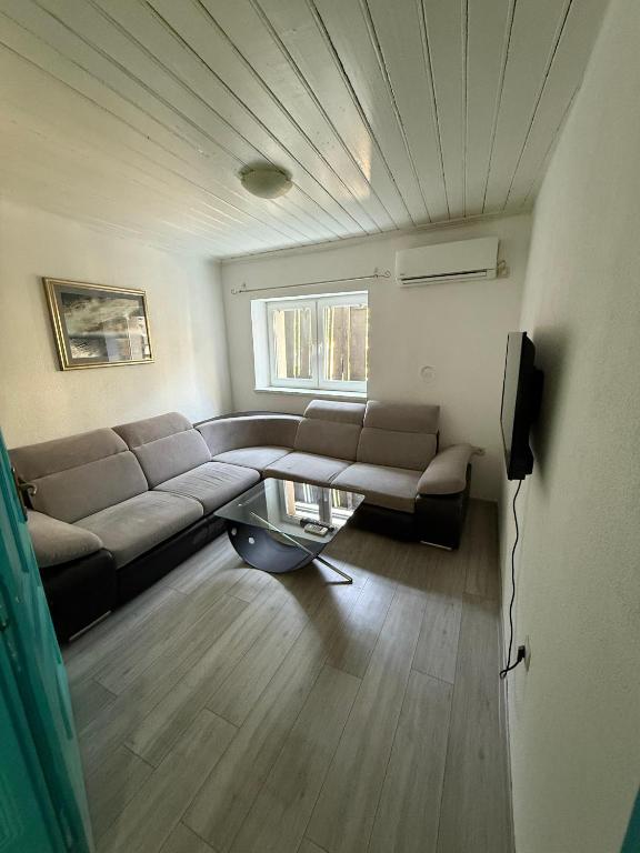 Posezení v ubytování Apartment in Old Town- with parking