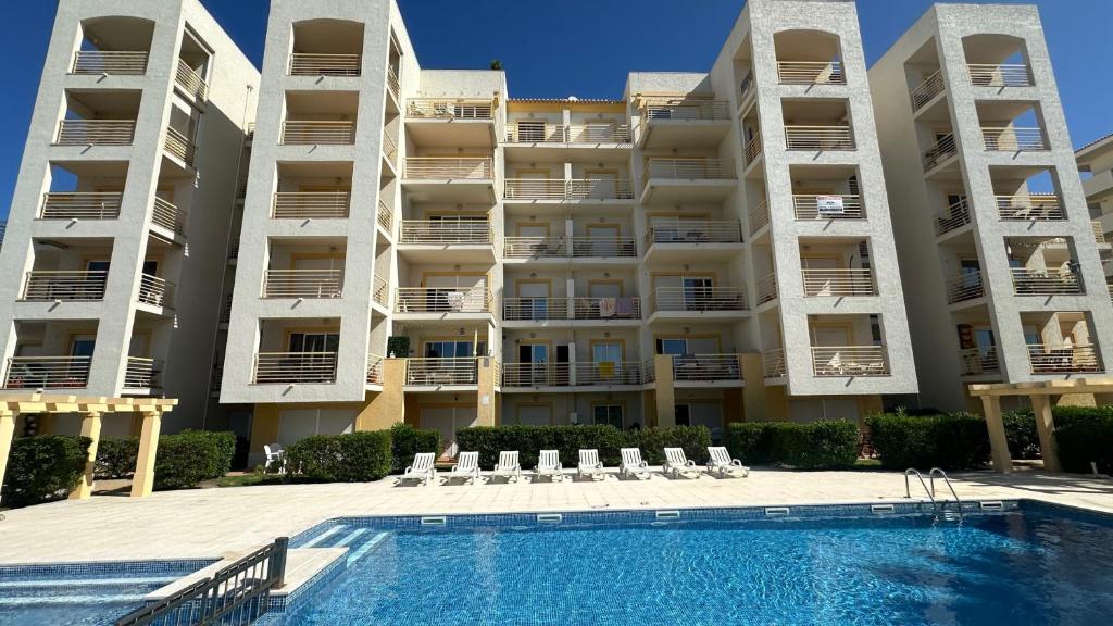 Wave - Shared Pool - 6 Guests - Albufeira