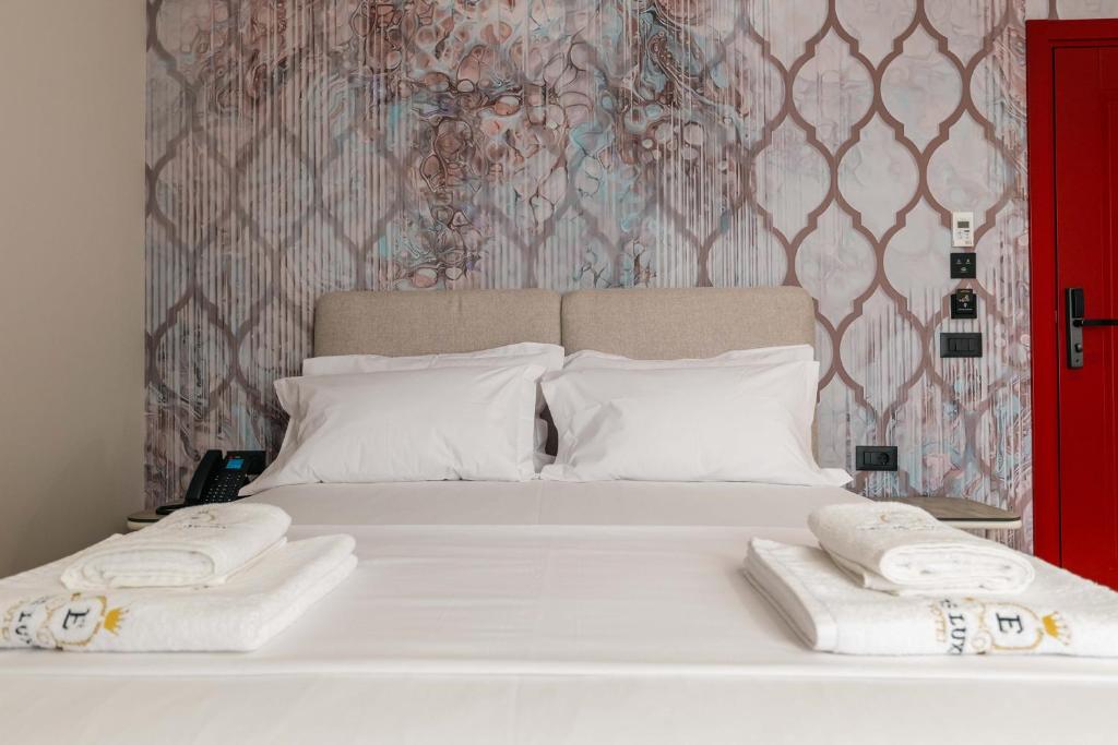 Ermes Luxury Hotel - Camera Doppia Deluxe Con Divano Letto
