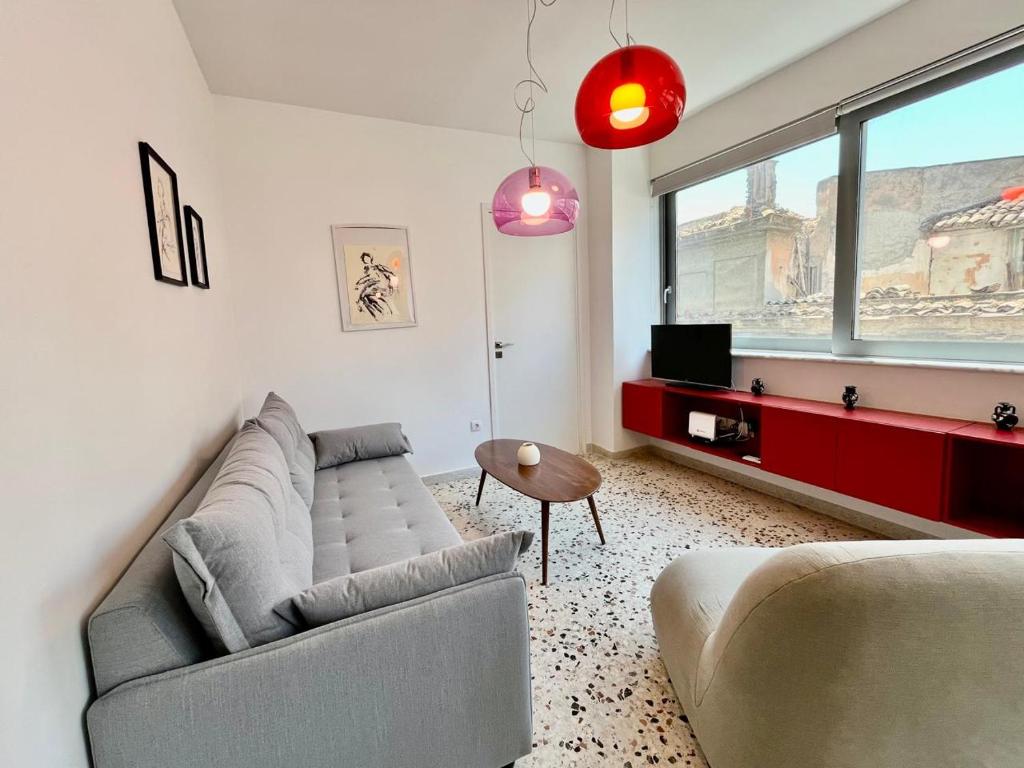 Monastiraki Panorama: Spacious City Living