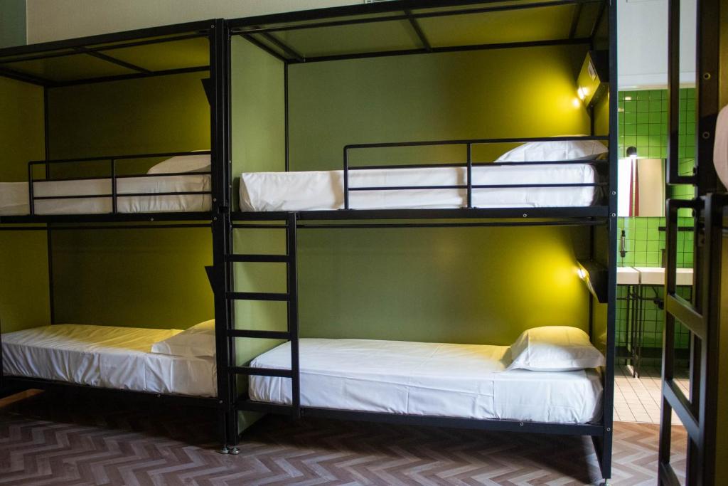YellowSquare Florence - Habitación Compartida Mixta De 6 Camas