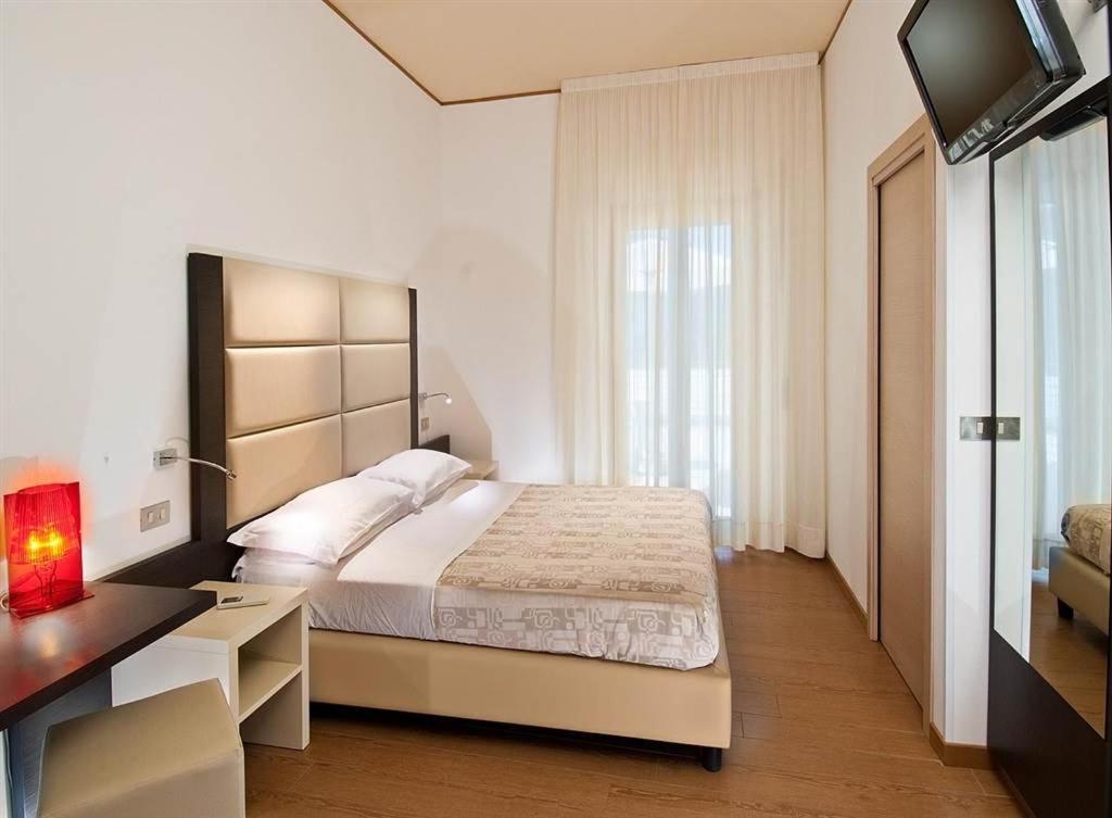 Hotel Europa - Deluxe Double Room With Sea View