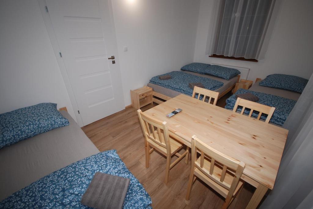 Noclegi Dywity Spółdziecza 10 - Vierpersoonskamer Met Terras