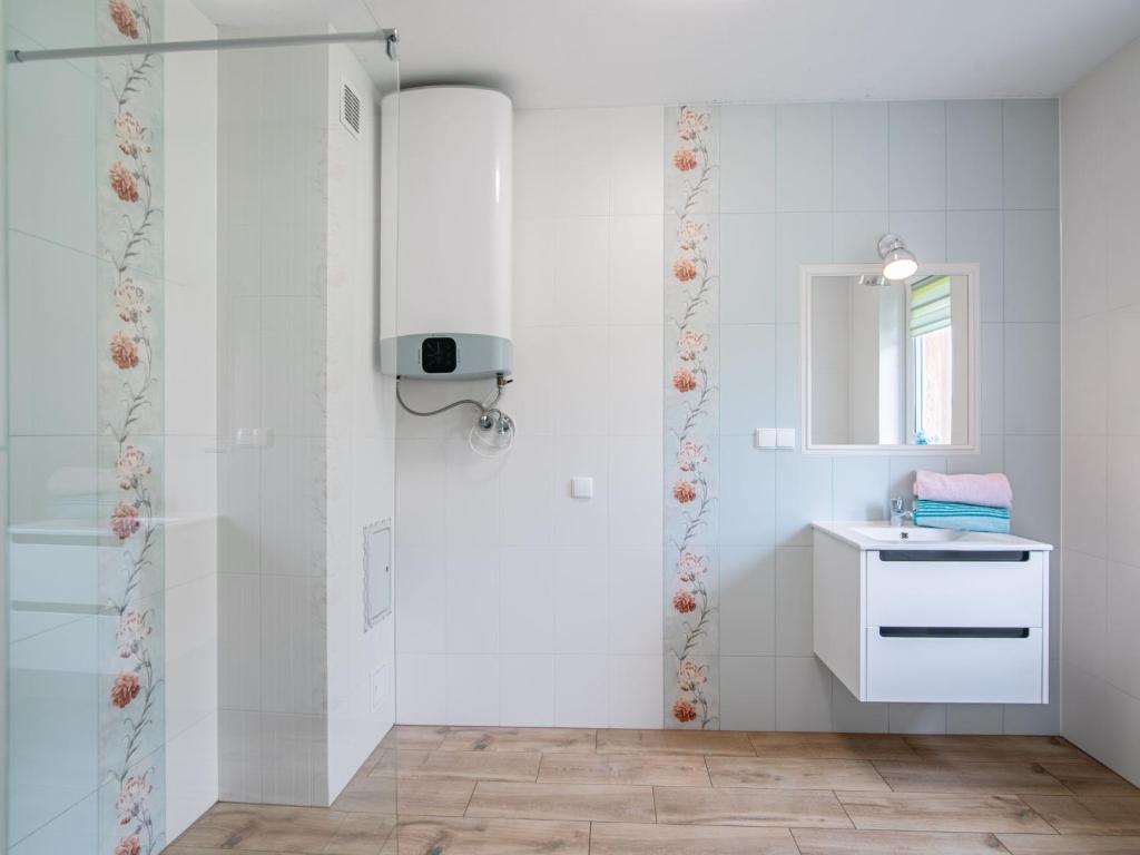 Zdjęcie z galerii obiektu Holiday Home Zagroda nad Krutynią by Interhome w mieście Spychowo
