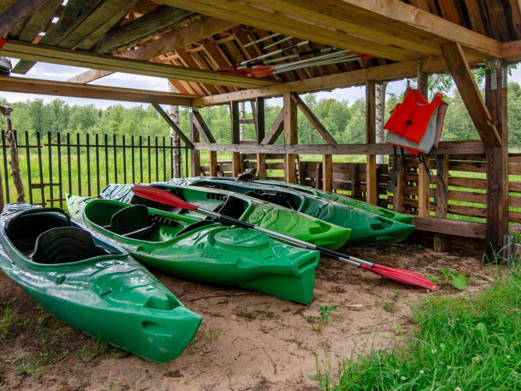 Zdjęcie z galerii obiektu Holiday Home Zagroda nad Krutynią by Interhome w mieście Spychowo