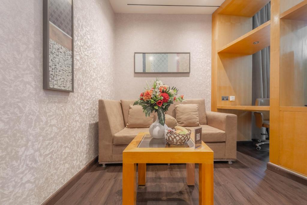 The Leela Hotel - Resim 22