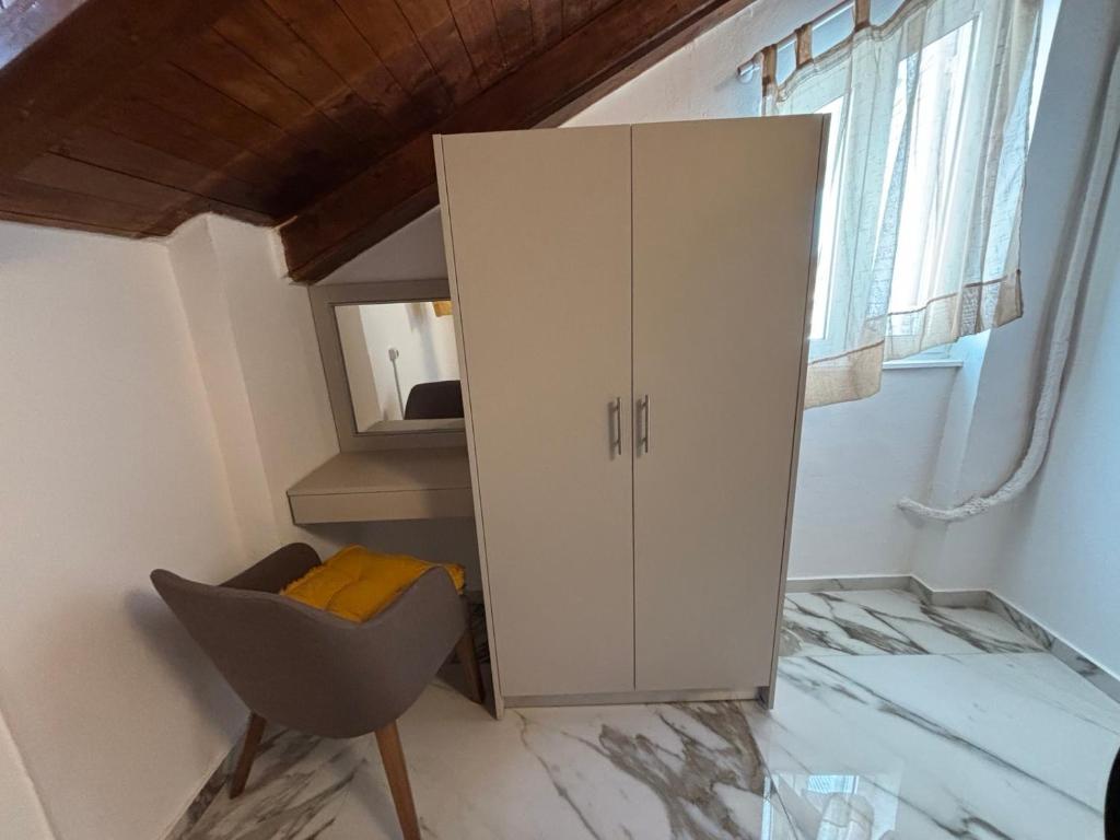 Fotografie z fotogalerie ubytování HELEN STUDIOS Loft v destinaci Plános