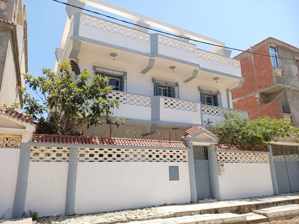 Marsa Family Villa 200m to Beach