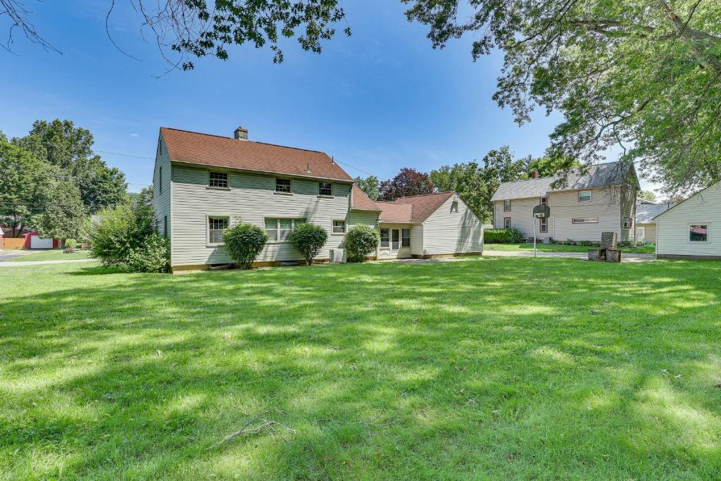 Zahrada ubytování 1 Mi to Dtwn Salem Apt with Shared Yard!
