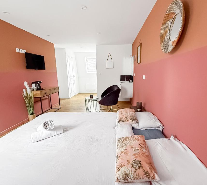 TV/trung tâm giải trí tại Studio lumineux et cosy