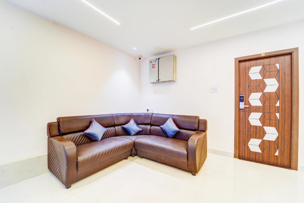 Posezení v ubytování Super Hotel O Aarapalayam