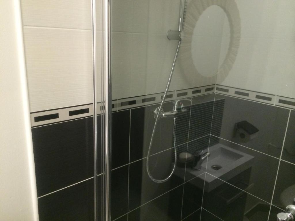 L'Eden Orly Aéroport - Single Room