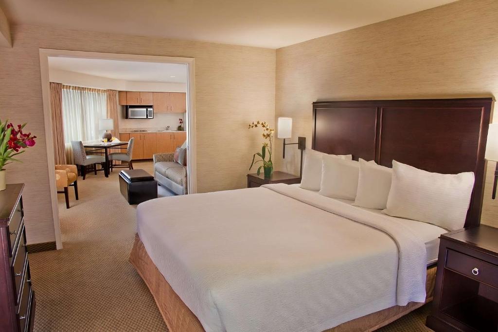 Ein Bett oder Betten in einem Zimmer der Unterkunft Eastgate Hotel - BW Signature Collection