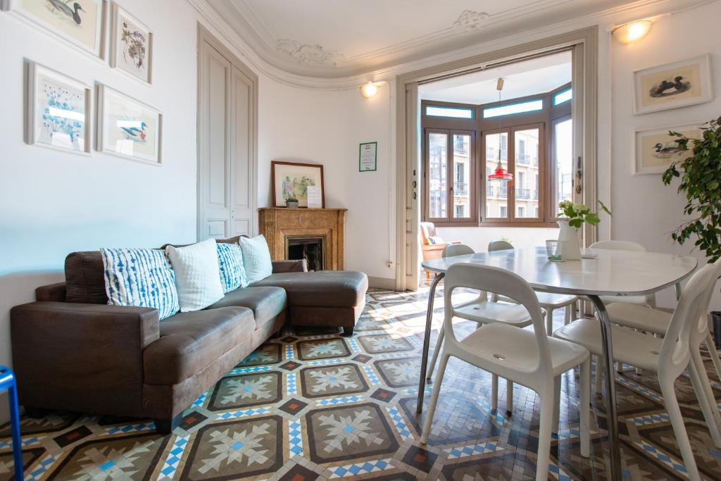 Posedenie v ubytovaní b21-Apartamento Modernista para Grupos