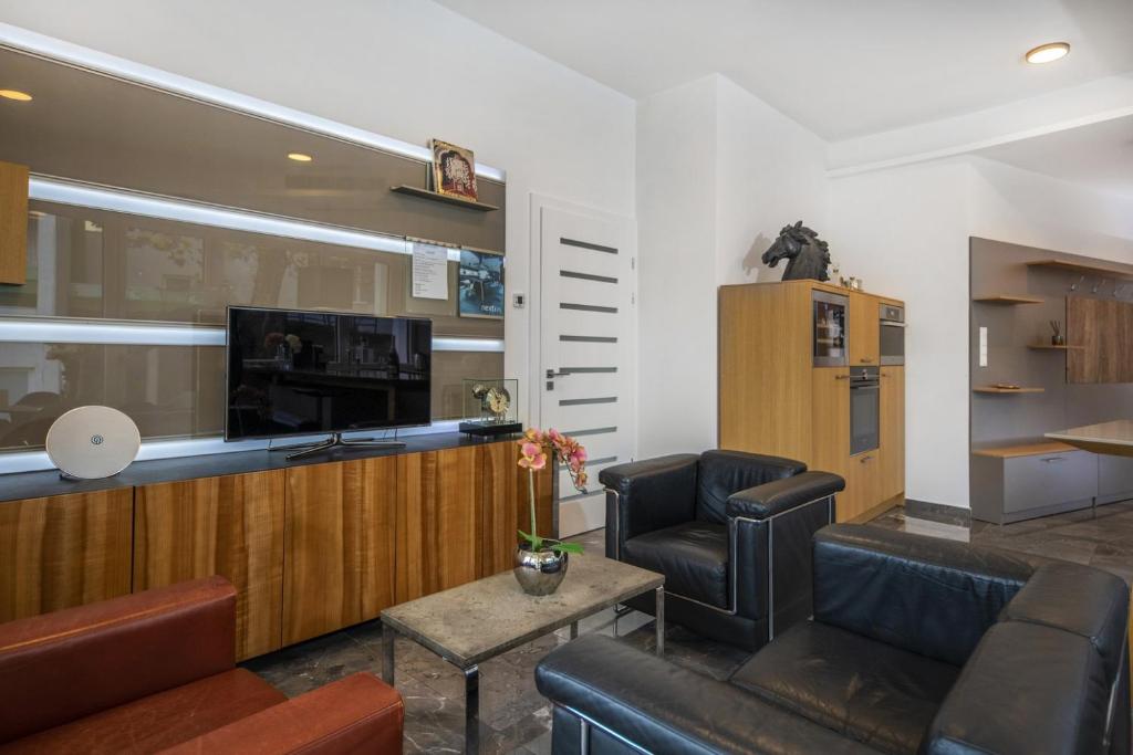 Η κουζίνα ή μικρή κουζίνα στο Flavius Spa Residence