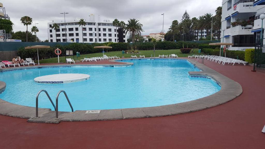 The swimming pool at or close to Stylish Apartment