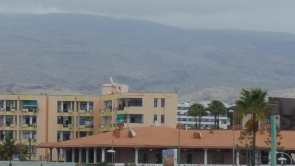 A general mountain view or a mountain view taken from Az apartmant